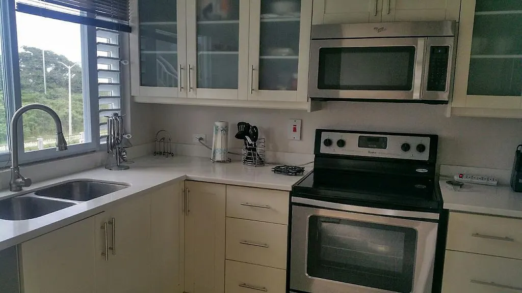 Fern Court Apartment At Richmond