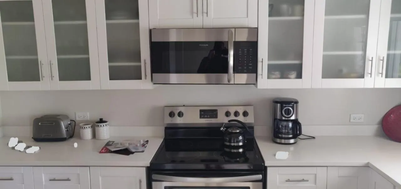 Fern Court Apartment At Richmond